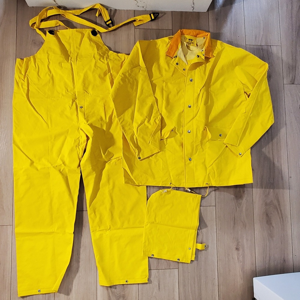 Avid Outdoor Rain Suit Mens XL Yellow Waterproof PVC Jacket Pant Georgie Costume